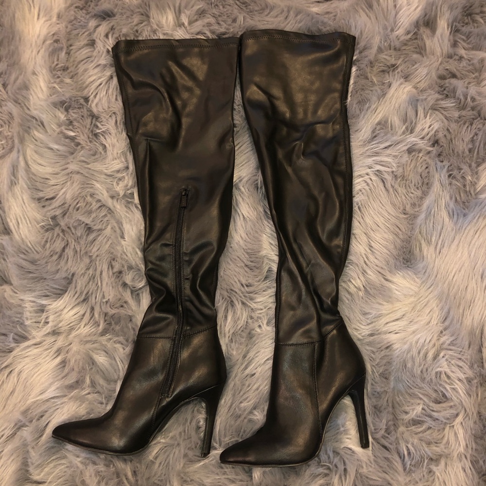 Over the knee Black Boots